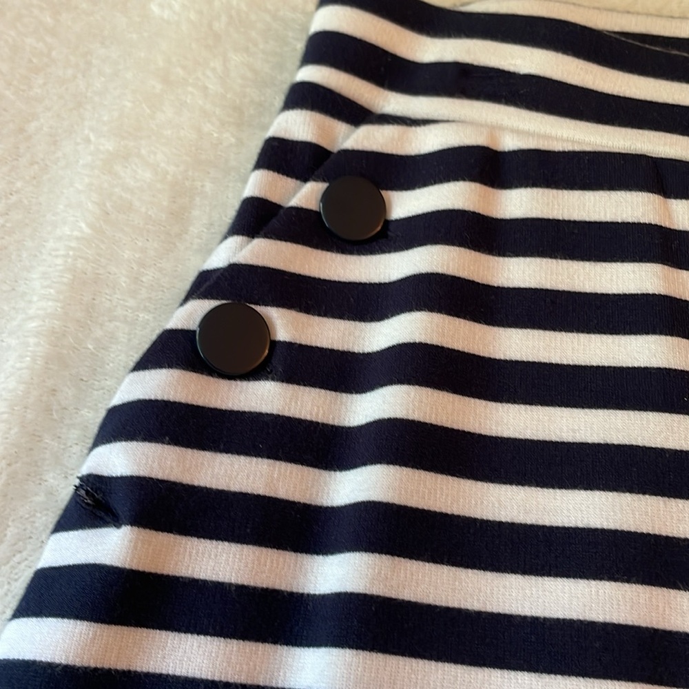 3 for $25! LOFT Navy Blue and White Striped Women's Skirt,‎ size medium Tall - Picture 6 of 6